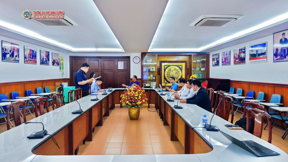 Thành Lập Hội Đồng Thẩm Định NCKH Khoa Điện - Điện Tử